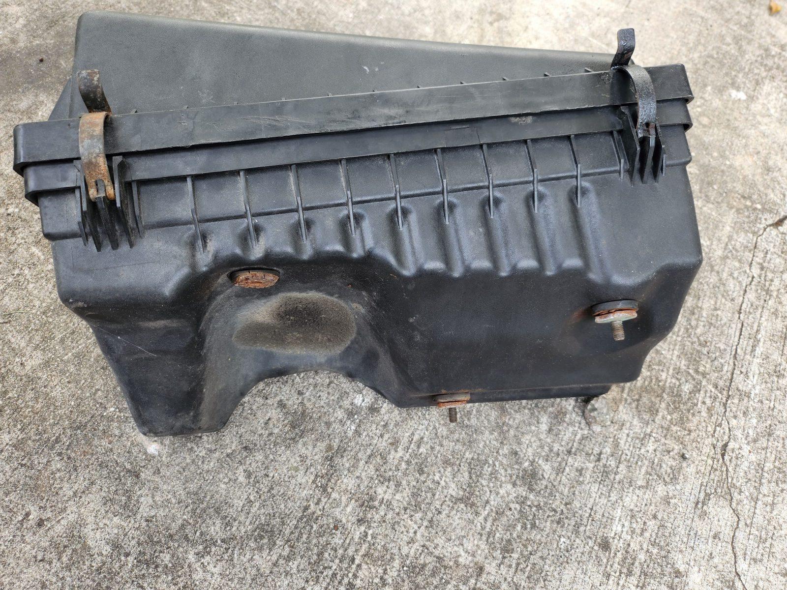 Air intake system for 2.5L 1998 Jeep Wrangler