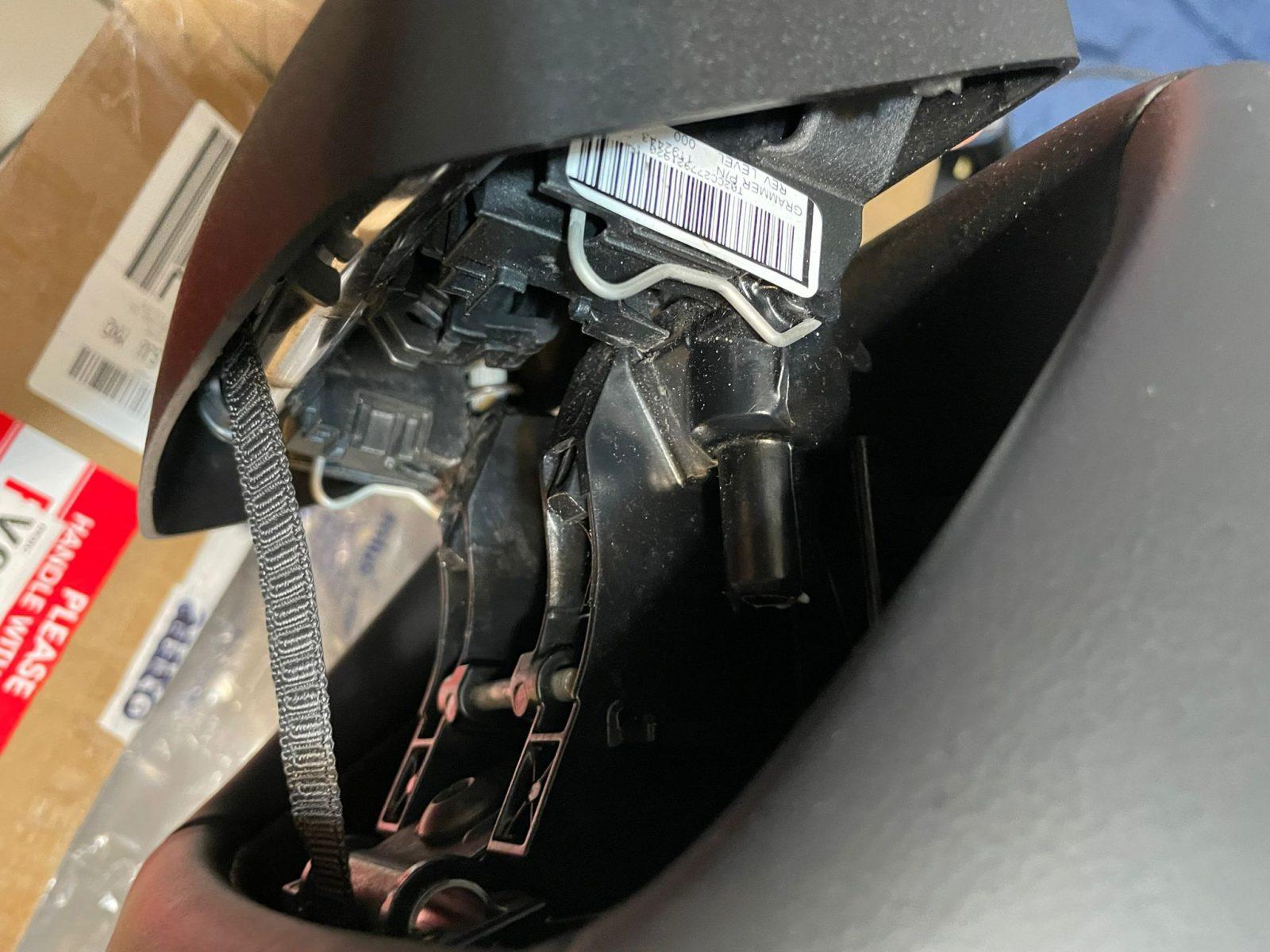 2020 Jeep Grand Cherokee Leather Head Rest Active Restraint – Deployed