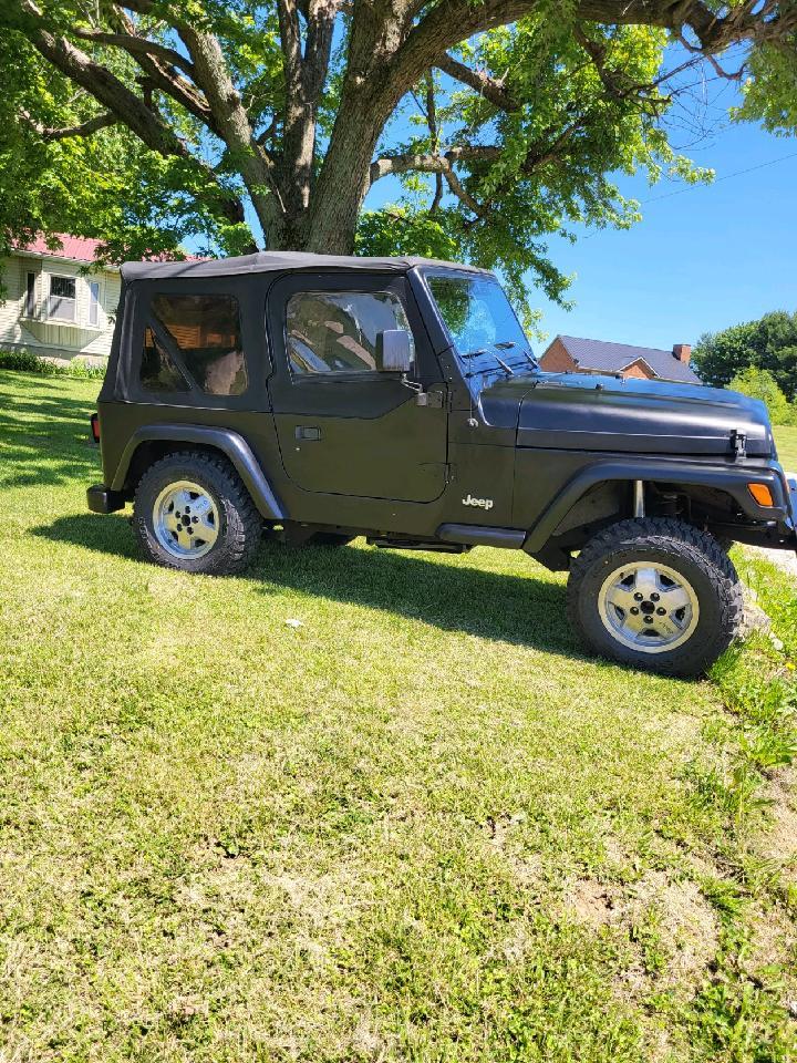 1998 wrangler 1owner