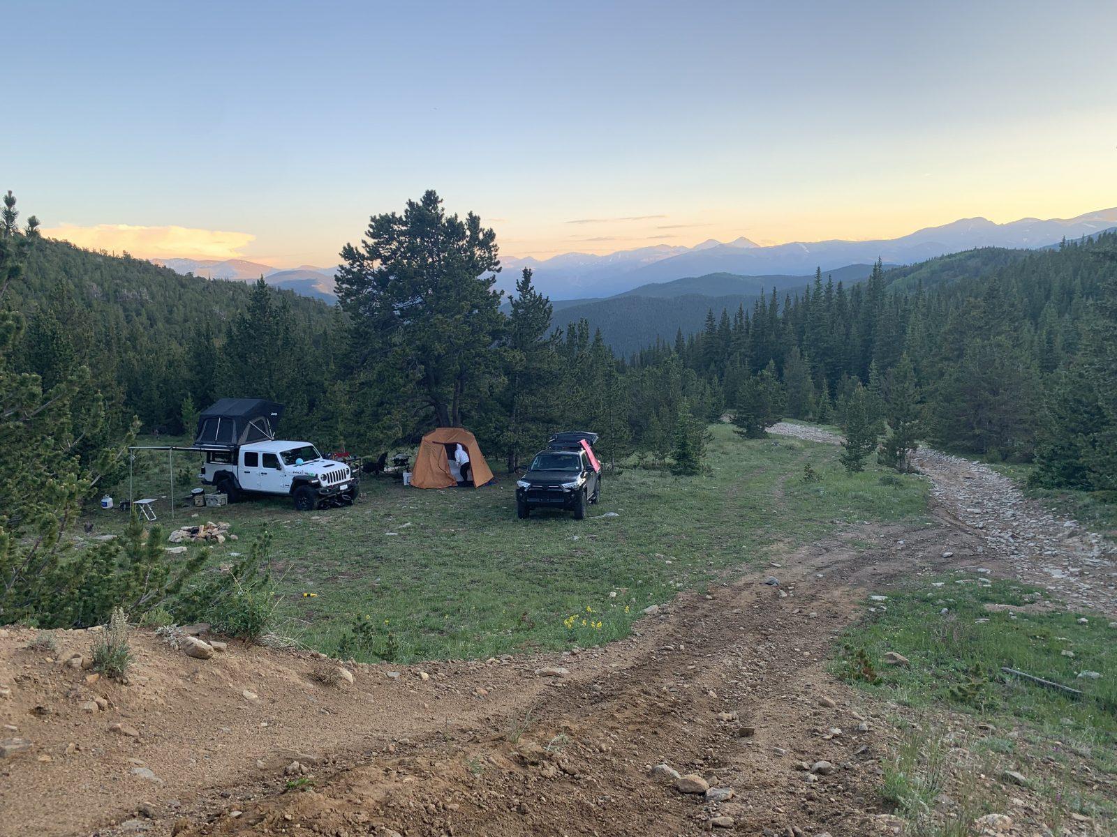FreeSpirit Recreation Rooftop Tent – Jeep Branded + Annex Tent