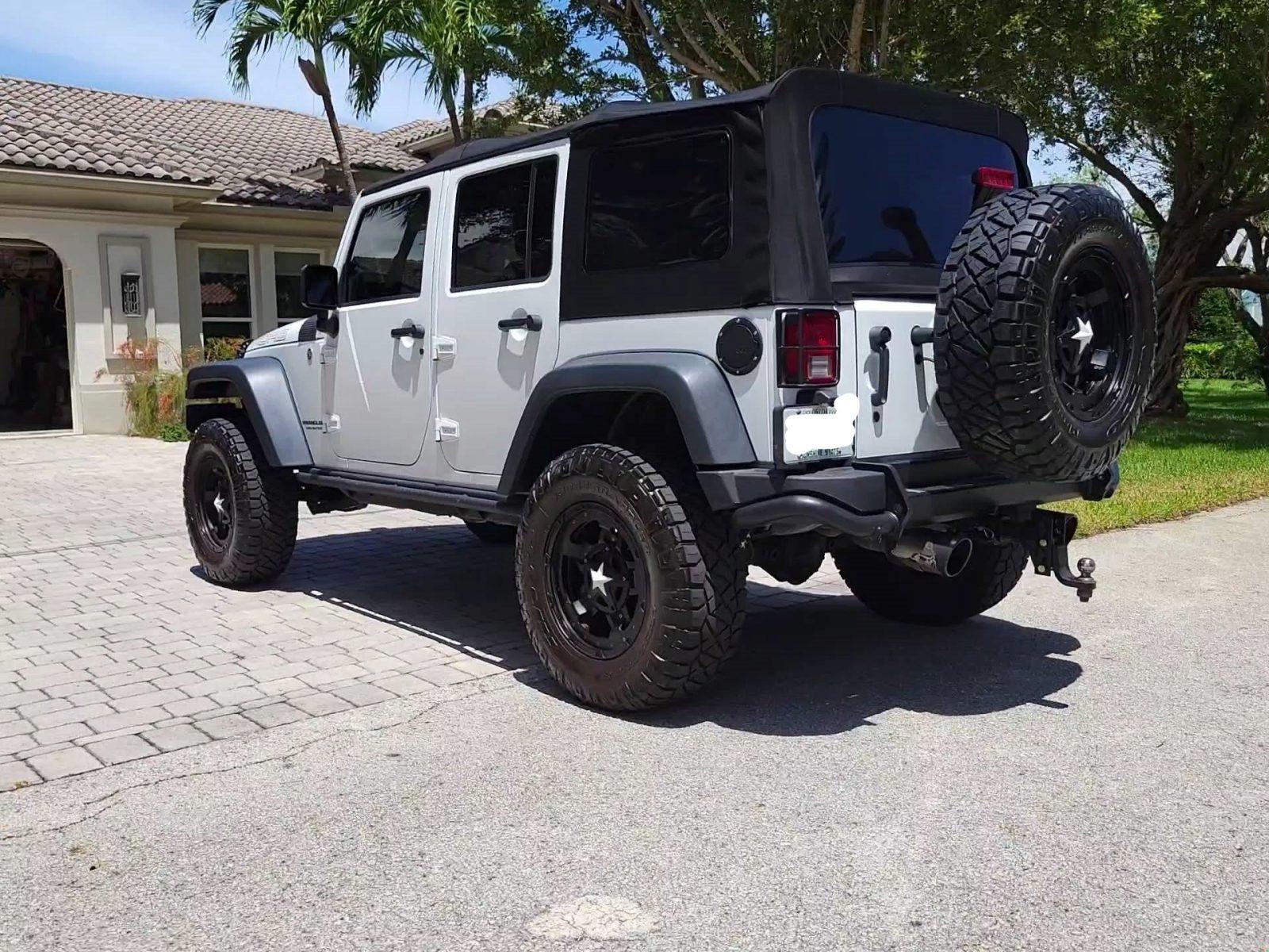 2013 Jeep Wrangler MOAB Unlimited edition