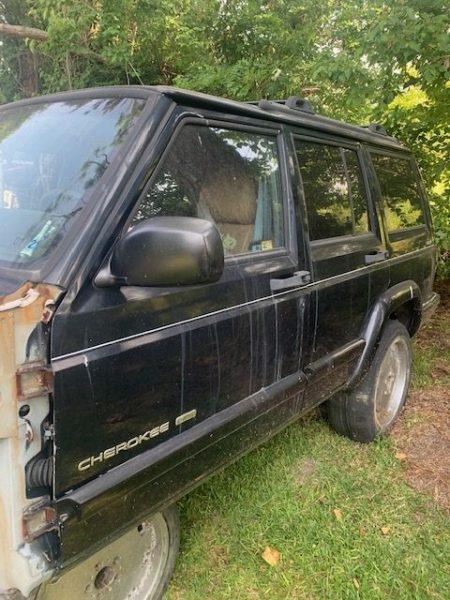 2001 XJ Body and Frame