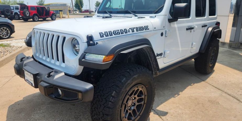 NEW 2023 JEEP WRANGLER 4 DR HIGH TIDE