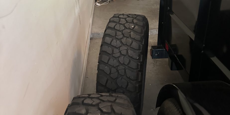 2019 wrangler moab wheels & tires