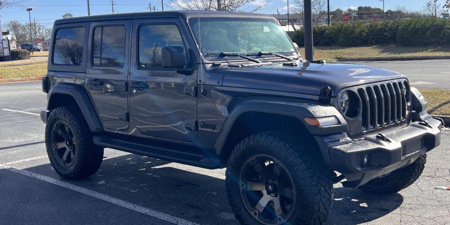 2020 Jeep wrangler altitude