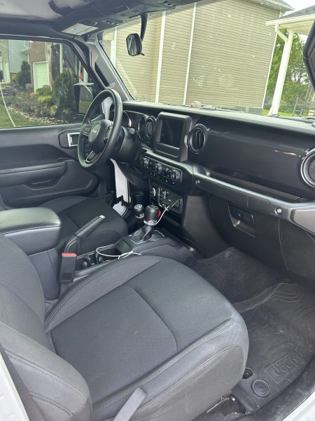 2022 jeep gladiator Sport Altitude