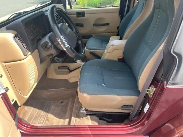 Beautiful 2002 Jeep Wrangler Sahara; Only 75,000 miles