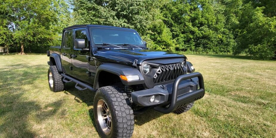 2020 Jeep Gladiator Sport