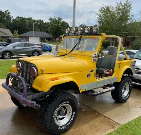 Cj-7. Not a wrangler