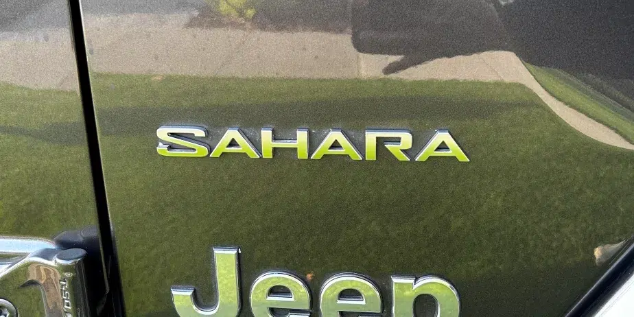 LIKE NEW 2018 Jeep Wrangler Unlimited Sahara Sport Utility, LOW MILES, MINT