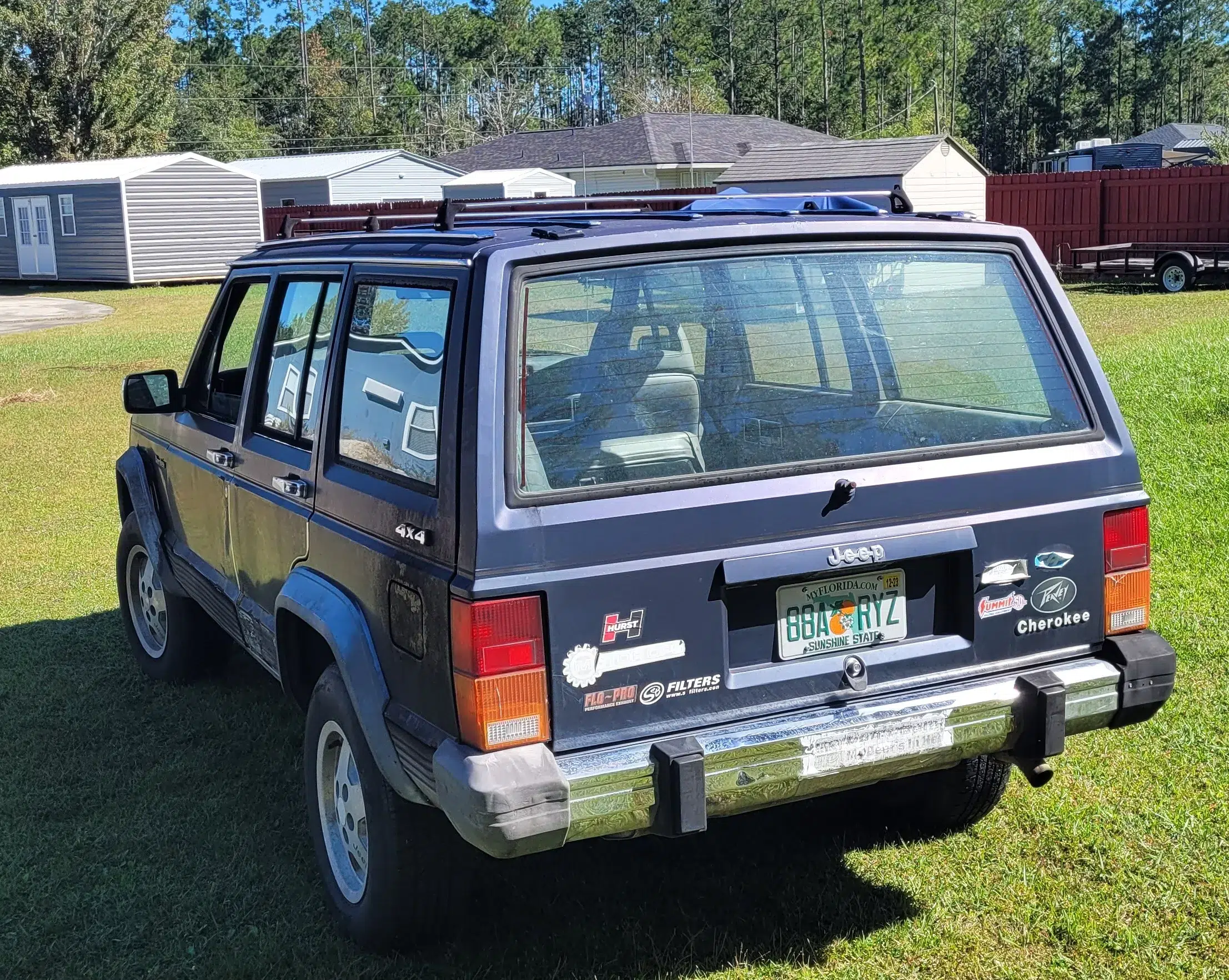1988 Cherokee Laredo 4×4.
