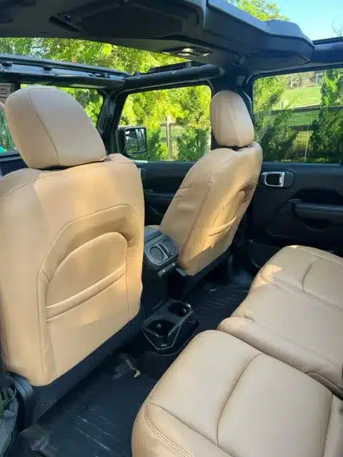*PRICE DROP* Brand new Katzkin tan leather upholstery – 2018-2023 JL Wrangler