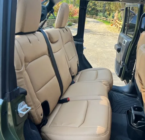 *PRICE DROP* Brand new Katzkin tan leather upholstery – 2018-2023 JL Wrangler