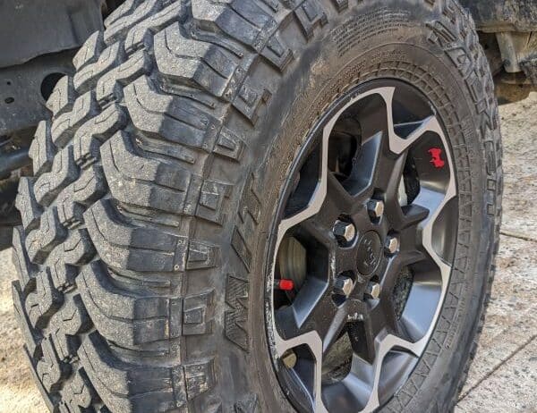 2023 JLR Stock Wheels/Tires