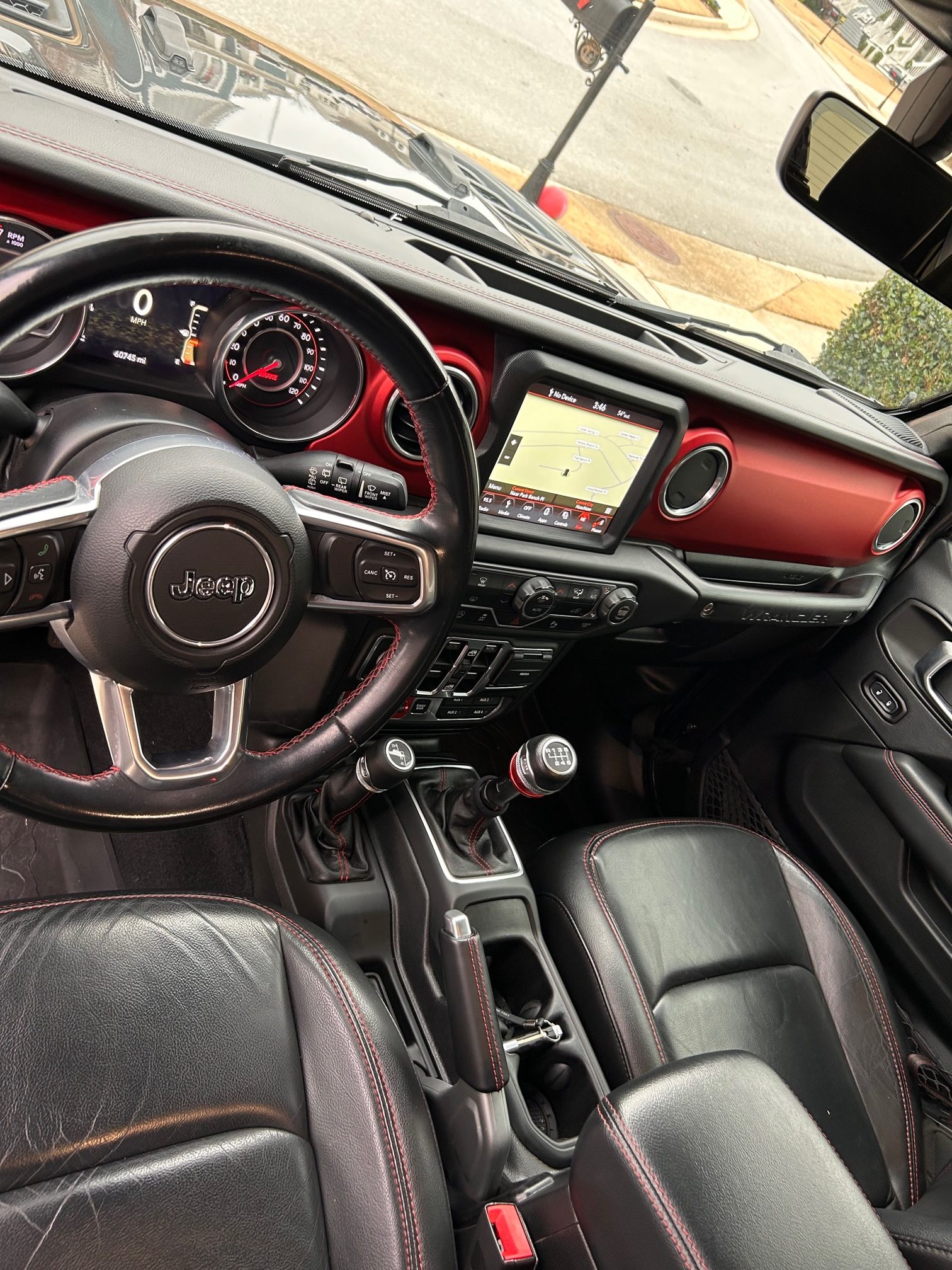 2018 JL Wrangler Rubicon Unlimited (Manual Trans.)