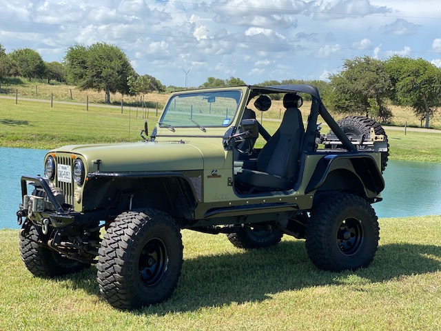 1984 Restored CJ7 with a 4BT Cummins engine