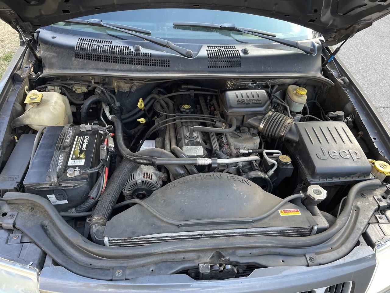 For Sale – 2004 Grand Cherokee 4.0L 6-cylinder 4WD