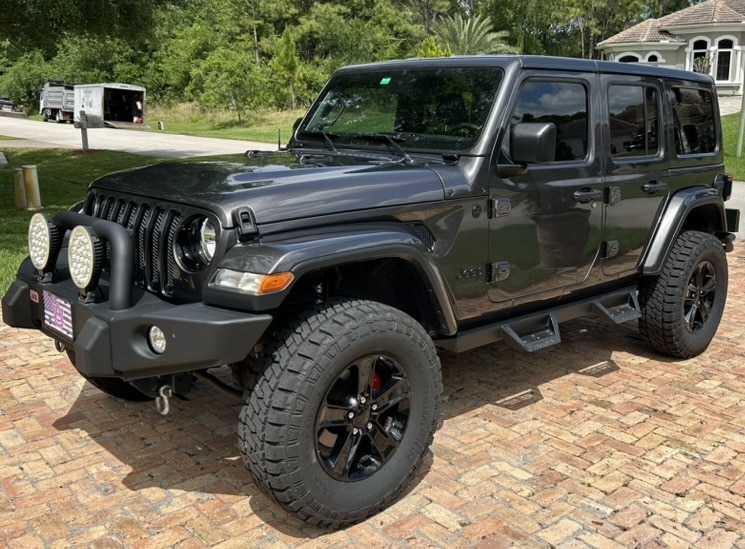 2020 Jeep Unlimited Sahara Altitude 3.6L V6 4dr