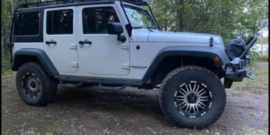 2011 Jeep Wrangler Unlimited 4D altitude edition