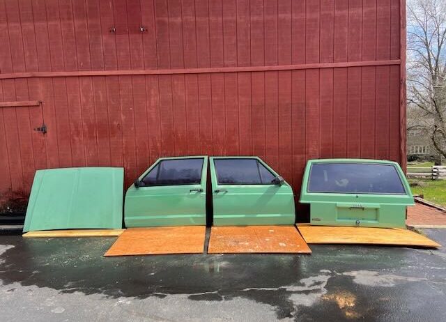 1991 Jeep Cherokee doors, hatch, and hood