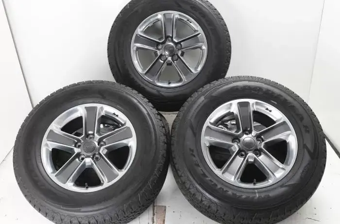 2019 wheels/tires JL/JLU 5 each