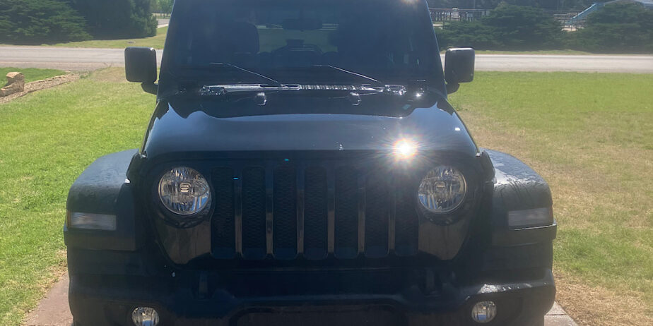 2020 Jeep Wrangler EXCELLENT++ condition in & out, 6-spd manual transmission