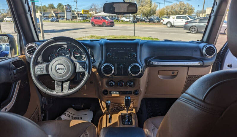 2017 Jeep Wrangler Sahara