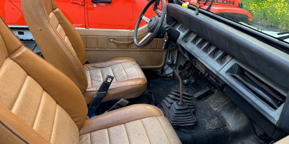 1992 Jeep Wrangler S 5 spd