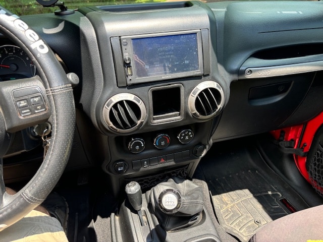 2013 Jeep Wrangler Sport