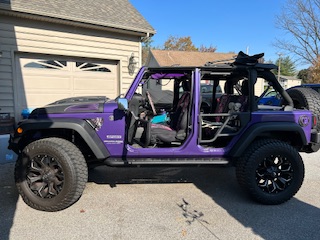 18 Jeep Wrangler JKU Sport purple 26k miles 3.6 auto 4” lift 37 fuel ass whls