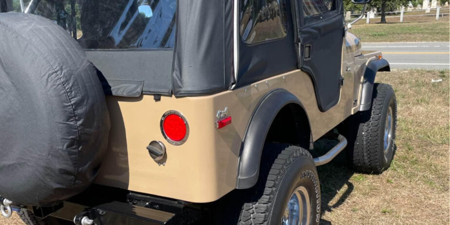 Mint Condition 1973 – CJ-5