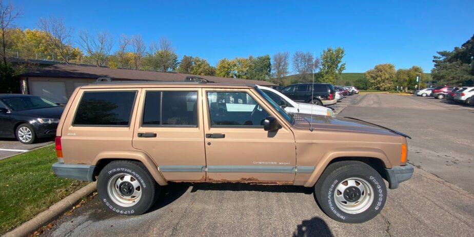 1999 Jeep Cherokee Sport 4×4 4.0L *TEXT MSG ONLY PLEASE*