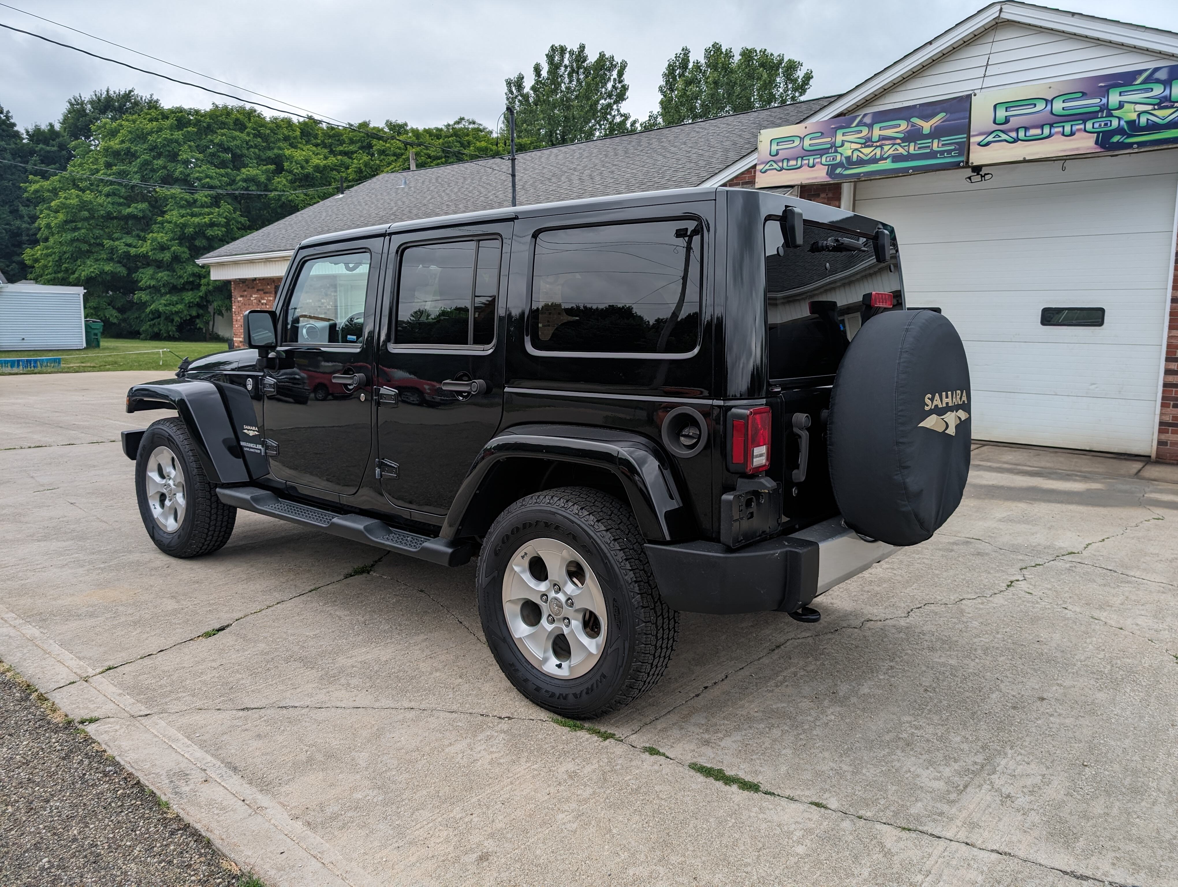 2014 JEEP WRANGLER UNLIMITED SAHARA 4WD