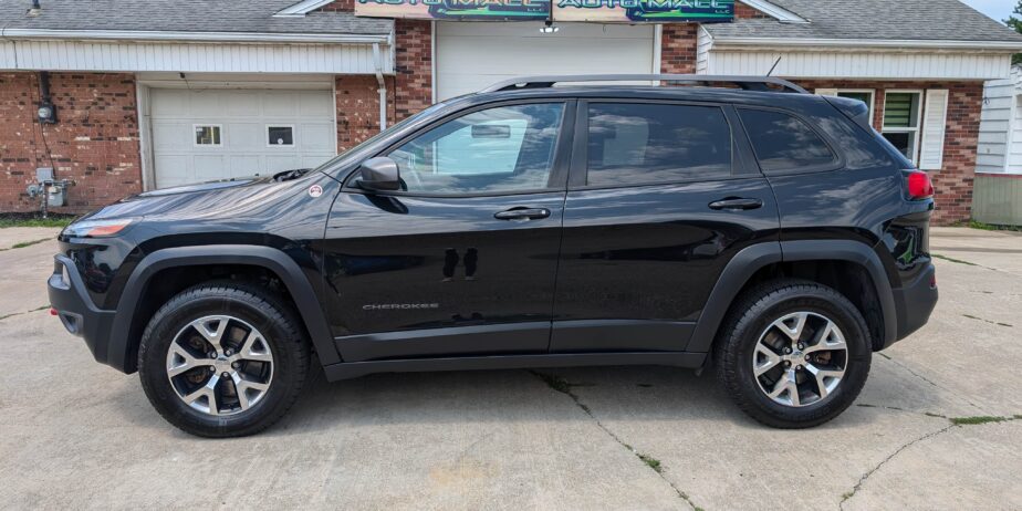 2015 JEEP CHEROKEE TRAILHAWK 4WD