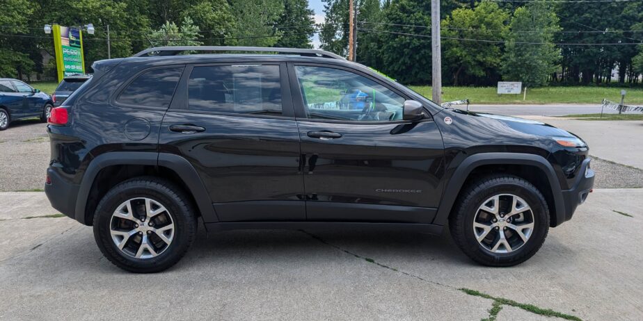 2015 JEEP CHEROKEE TRAILHAWK 4WD