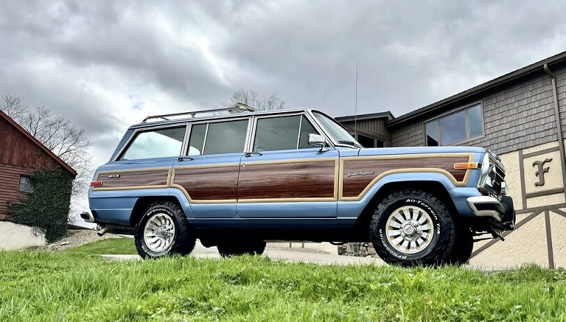 1991 Jeep Grand Wagoneer