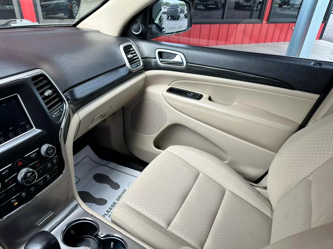 2019 JEEP GRAND CHEROKEE LAREDO SPORT UTILITY 4D V6, VVT, 3.6 LITER 124K