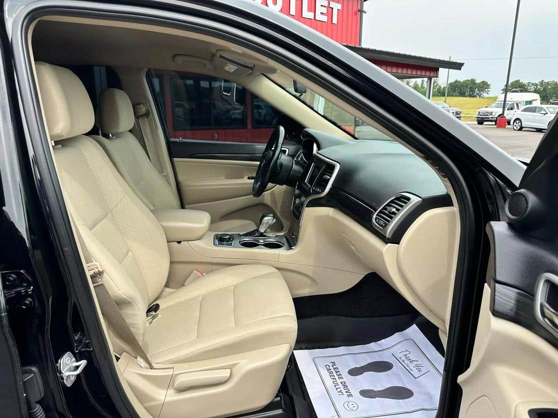 2019 JEEP GRAND CHEROKEE LAREDO SPORT UTILITY 4D V6, VVT, 3.6 LITER 124K