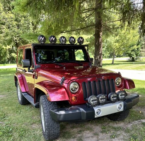 2012 Jeep Wrangler Sahara Sport Utility Deep Cherry Red 6 cyl 6 speed MANUAL