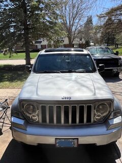 2009 4WD-Jeep Liberty Sport W/ Sky Slider