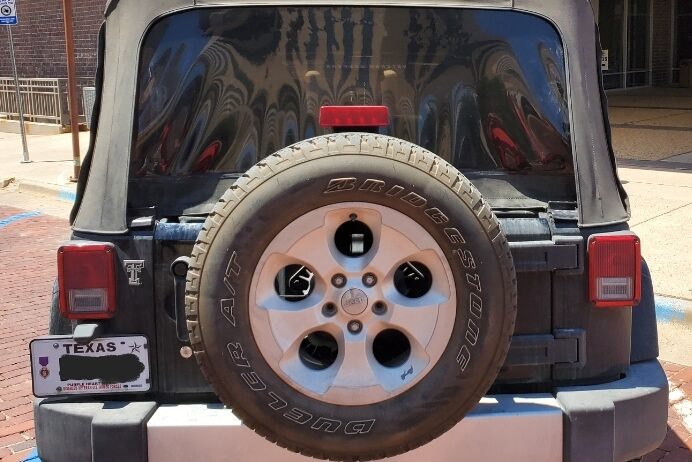 2013 Jeep Wrangler Sahara front and rear Stock fenders and inserts