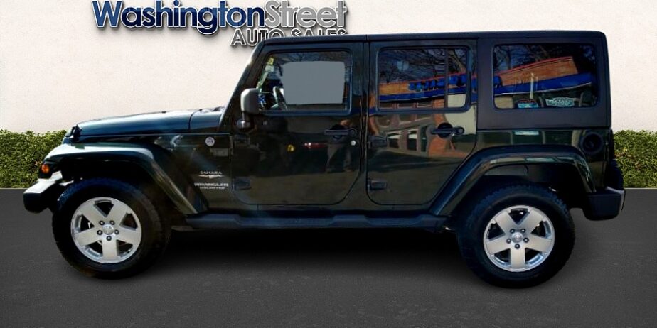 2011 Jeep Wrangler Unlimited Sahara 4WD