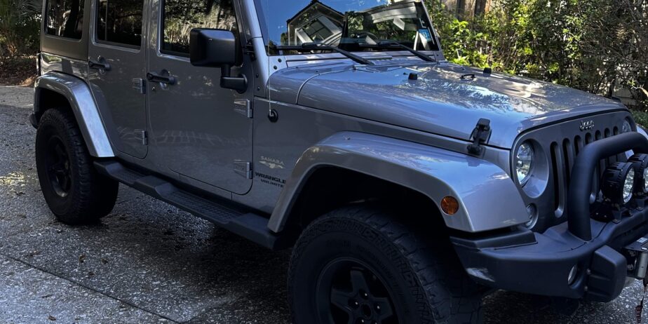 2015 Jeep Wrangler Unlimited Sahara Sport Utility 4D