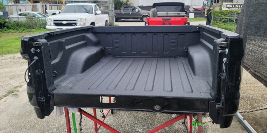 Custom Bobbed Beds for Jeep JT