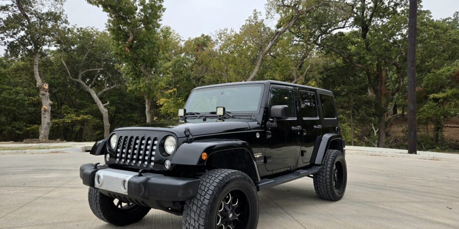 2015 Jeep Wrangler · Unlimited Sahara Sport Utility 4D