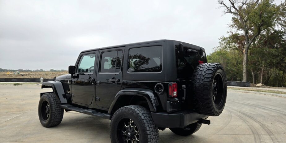 2015 Jeep Wrangler · Unlimited Sahara Sport Utility 4D