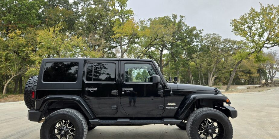 2015 Jeep Wrangler · Unlimited Sahara Sport Utility 4D