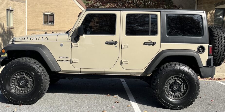 2018 jk unlimited sport/32,500miles