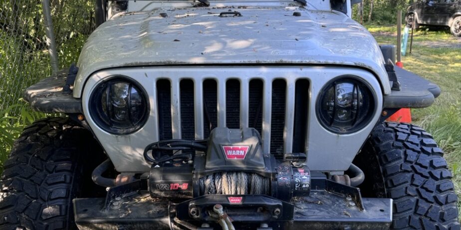 2004 hard top wrangler sport