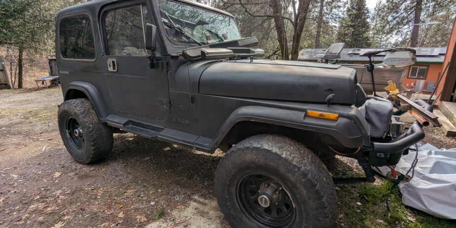 1989 Jeep Wrangler Sahara 4WD + Lots of extras!